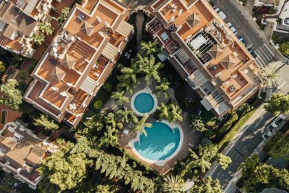 8c9be40a4f1baafd4a9cc007b547bd72 - 18