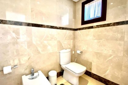 8d70a62548cc760738cf719bdaf287fb - 12