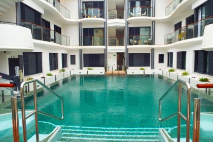 8f102475944051cbac203ed84b179177 - 1