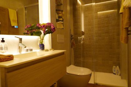 8f102475944051cbac203ed84b179177 - 19