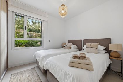 9161e68a0b98c48d1567d3d955961c5b - 17