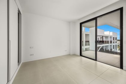 938fdfbcca6c68f7ddec371a7203311f - 3