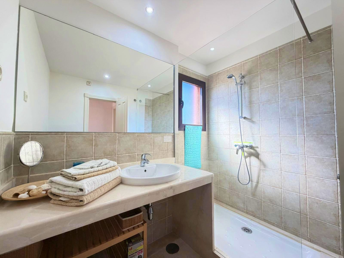 96f79e8c0a66ec85a84beb41c5b046a4 - 27