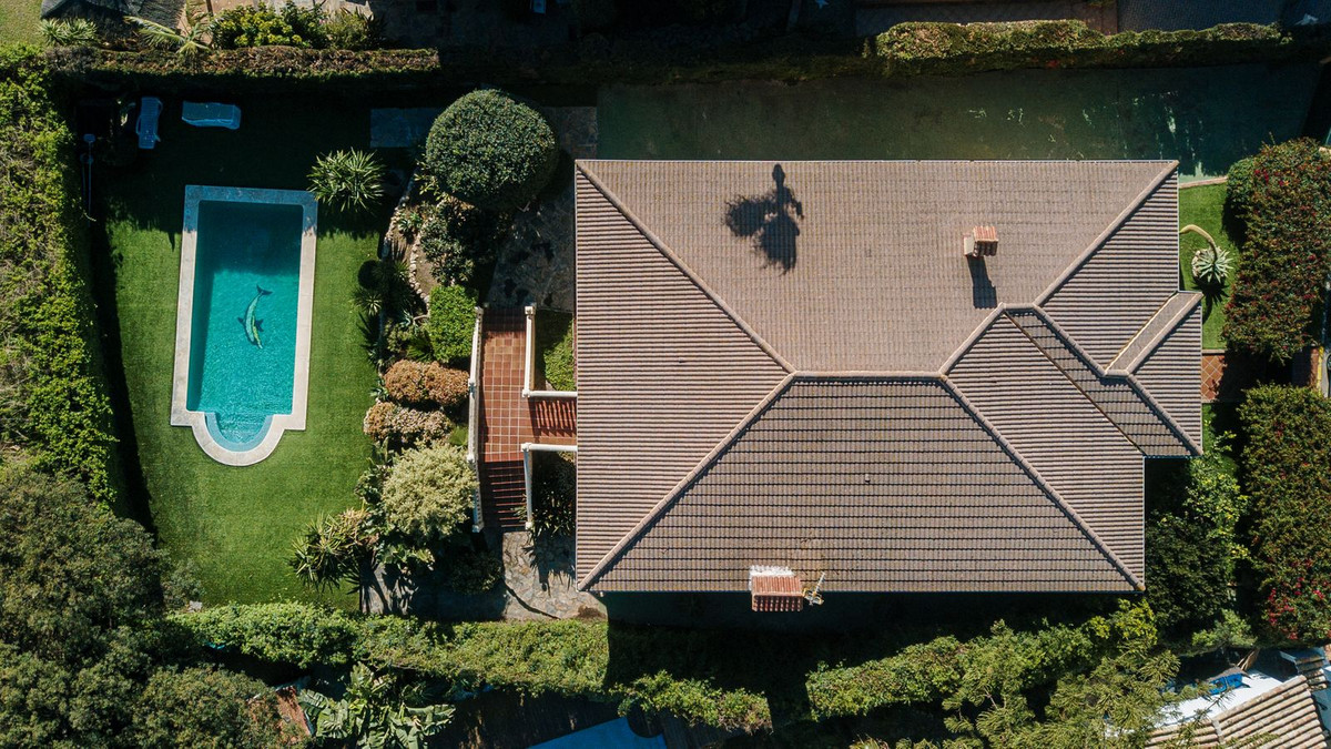 9876e8bb008c82c21ad10fbb874d2efa - 1