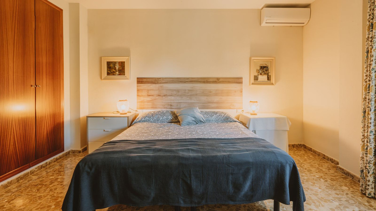 9876e8bb008c82c21ad10fbb874d2efa - 22