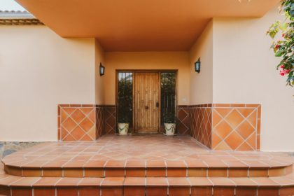 9876e8bb008c82c21ad10fbb874d2efa - 8