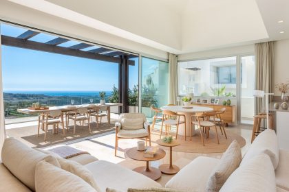 9907873f49f129e1544b6f7cd231e93a - 1