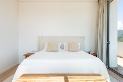 9907873f49f129e1544b6f7cd231e93a - 12