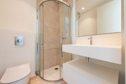 9907873f49f129e1544b6f7cd231e93a - 16