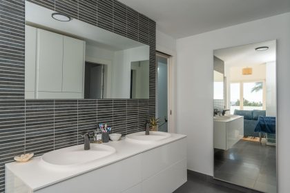 9dca5953733be84f1885d60e06d7df49 - 21