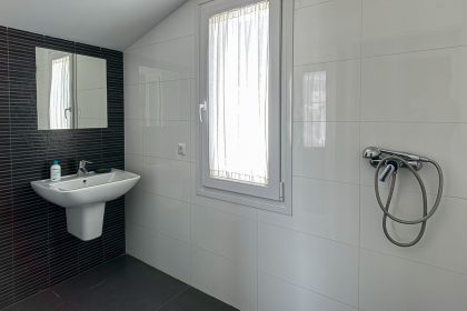 9dca5953733be84f1885d60e06d7df49 - 29