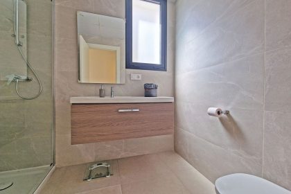 a0107e03c846061641b060e5e0c790e4 - 19