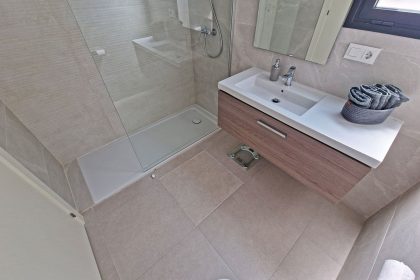 a0107e03c846061641b060e5e0c790e4 - 20