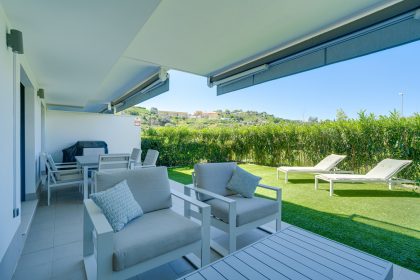 a015510c46dd2588b1b247c85b890f3b - 12