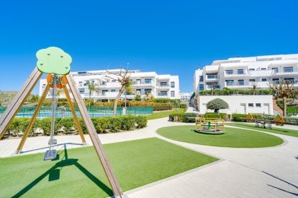 a015510c46dd2588b1b247c85b890f3b - 18