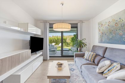 a015510c46dd2588b1b247c85b890f3b - 4