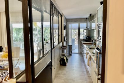 a021eb52ac826e7398a0c64e5d463200 - 12