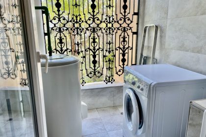 a021eb52ac826e7398a0c64e5d463200 - 16