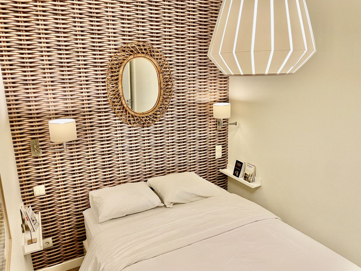 a021eb52ac826e7398a0c64e5d463200 - 23