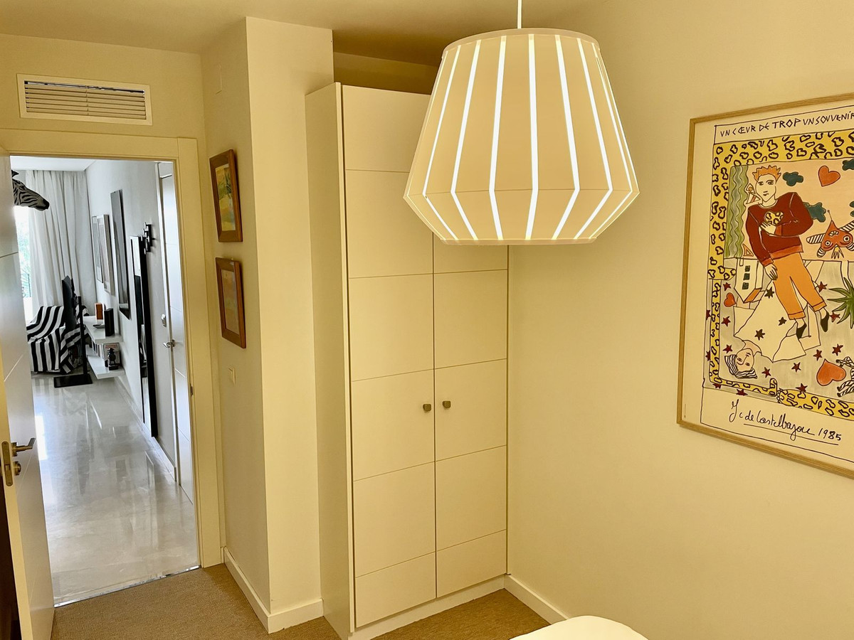 a021eb52ac826e7398a0c64e5d463200 - 25