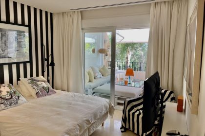 a021eb52ac826e7398a0c64e5d463200 - 27