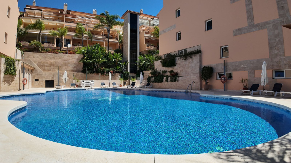 a021eb52ac826e7398a0c64e5d463200 - 32