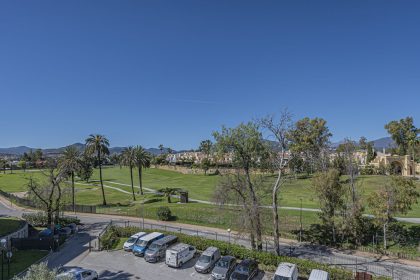 a08fbb2c4203411f16775dd2c3f52474 - 13