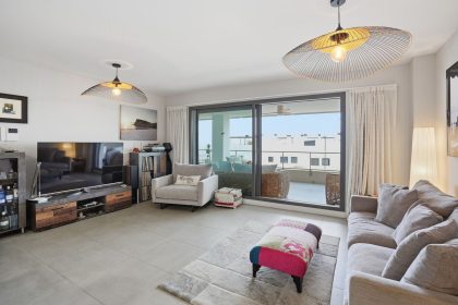 a279822f924f22471586370be1b4752b - 6