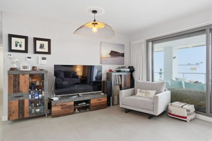 a279822f924f22471586370be1b4752b - 7