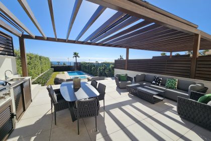 a5bba55c5ee818e23d1a75c3ebfa9bf0 - 18