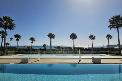 a5bba55c5ee818e23d1a75c3ebfa9bf0 - 8