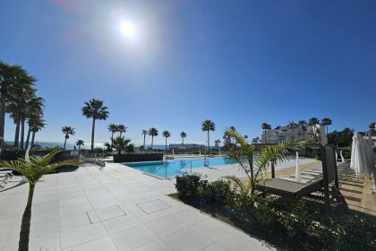 a5bba55c5ee818e23d1a75c3ebfa9bf0 - 9