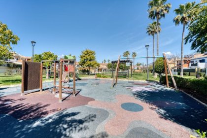 a5bd221a65f6323d89708ba7596fcf11 - 37