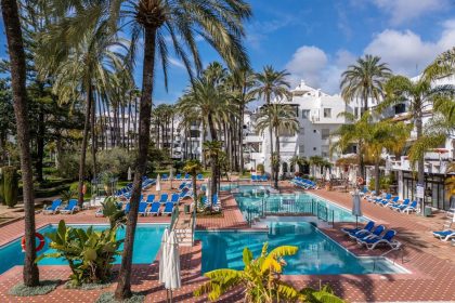 aa502f83d8896377343cbeea47b1bd38 - 1