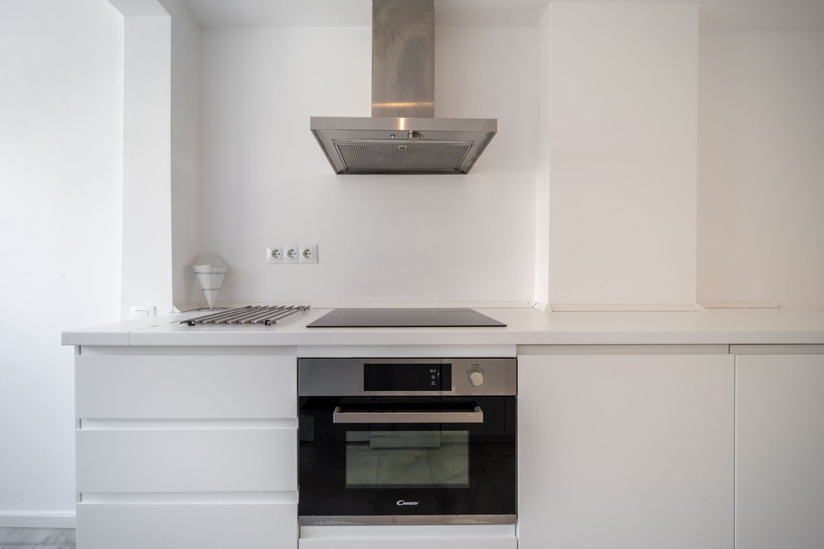 aa502f83d8896377343cbeea47b1bd38 - 11