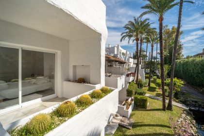 aa502f83d8896377343cbeea47b1bd38 - 19