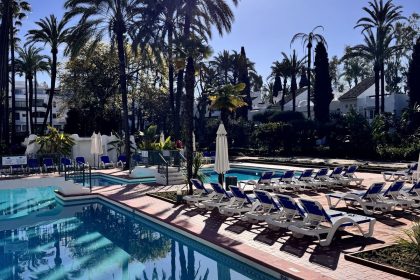 aa502f83d8896377343cbeea47b1bd38 - 20