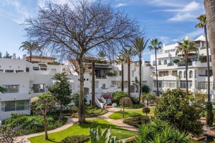 aa502f83d8896377343cbeea47b1bd38 - 22