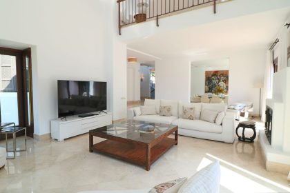 ab846c2596da50302eaf0a13404c142a - 13