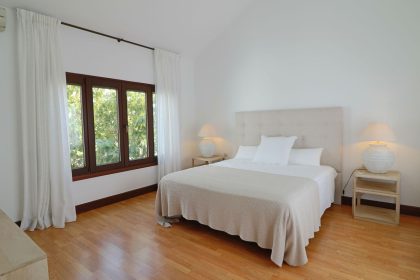 ab846c2596da50302eaf0a13404c142a - 18