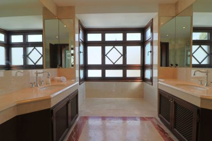 ab846c2596da50302eaf0a13404c142a - 19