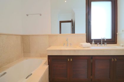 ab846c2596da50302eaf0a13404c142a - 25