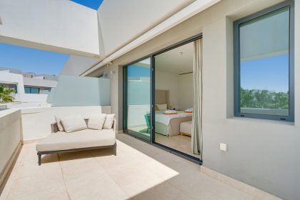 ac11cceb9af1155e90035bd9cfccdbf7 - 20