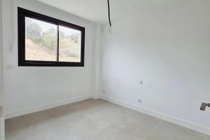 ad27c6ae1ead6efe792b34f95b46d9bb - 3