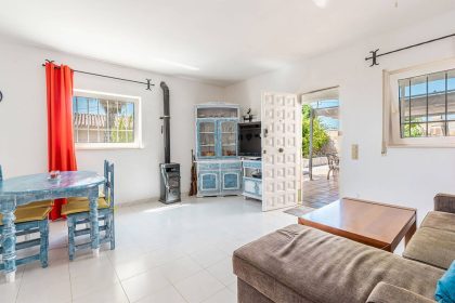 ad5b3f3f4d1d96d6bc94b7c28fb7de75 - 15