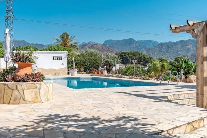 ad5b3f3f4d1d96d6bc94b7c28fb7de75 - 26