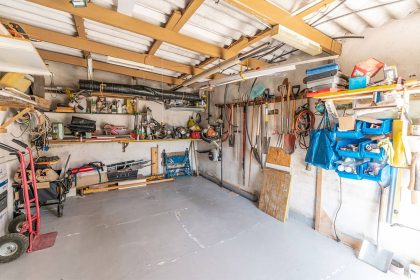 ad5b3f3f4d1d96d6bc94b7c28fb7de75 - 38