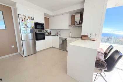 b080d07095d6ad3bb259e51ab161ea92 - 11