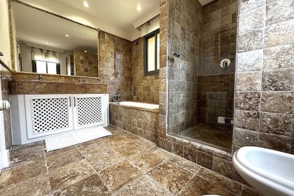 b1059de67e722f2172e395ec8c299aed - 17