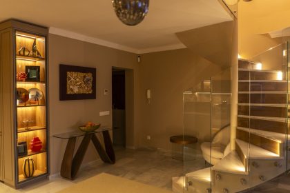 b2d4bd513e9e1e28831fb4cea131b588 - 51